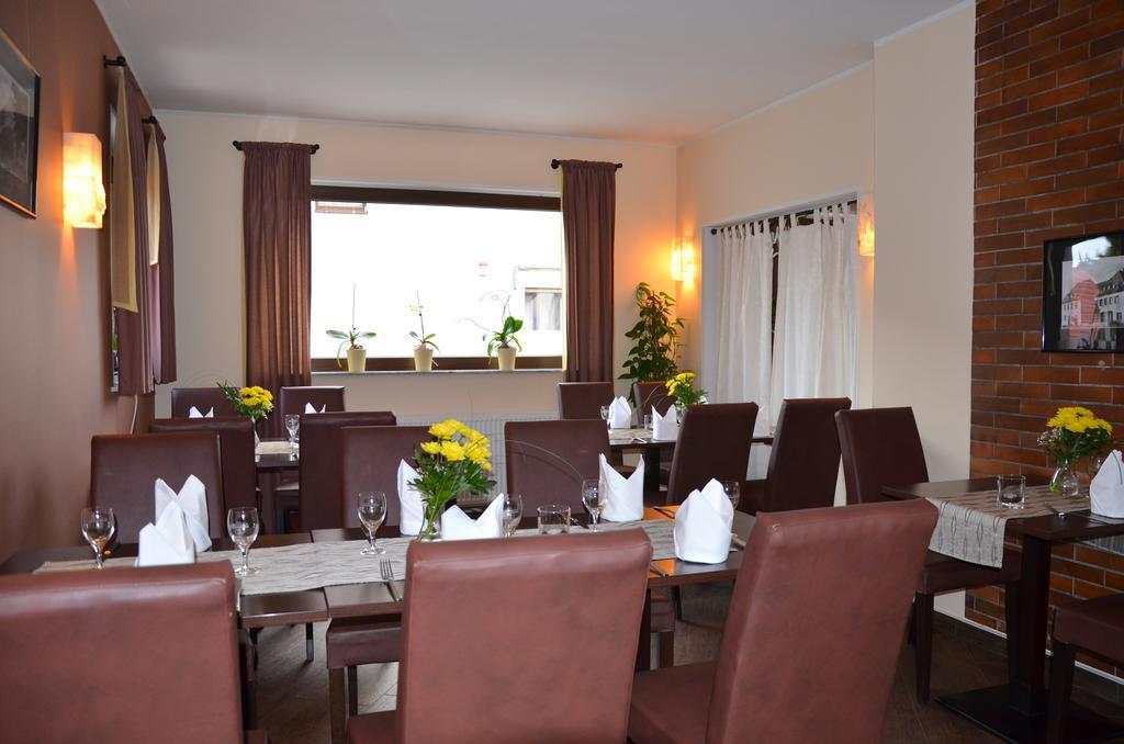 Lukas Restaurant Hotel Lounge Bar Schwarzheide Eksteriør billede